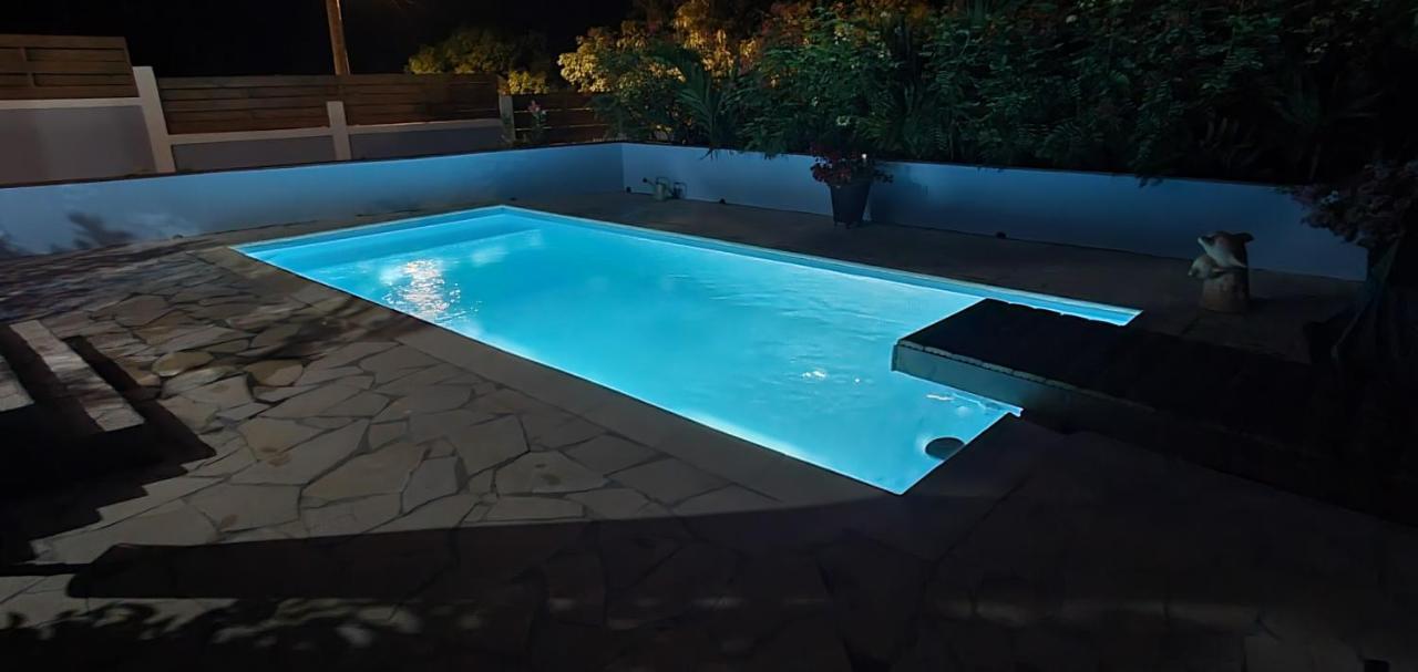 "Chez Claudia "Charmant Logement Avec Jacuzzi Privatif En Toute Intimite Sur Belle Terrasse Exterieure En Bois Et Piscine Courcelles Eksteriør bilde