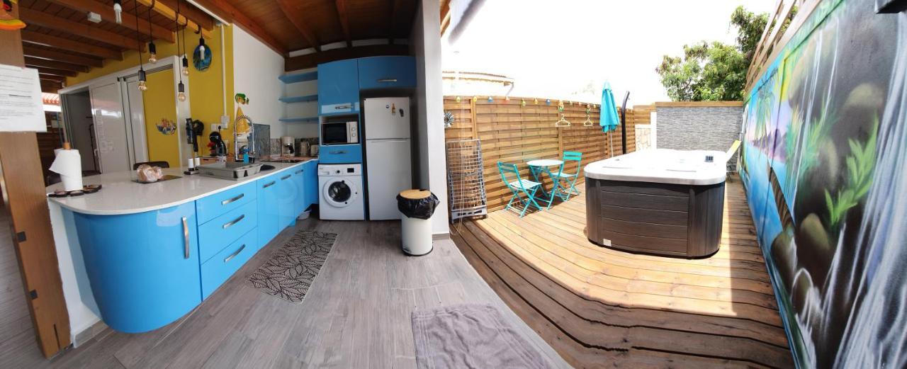 "Chez Claudia "Charmant Logement Avec Jacuzzi Privatif En Toute Intimite Sur Belle Terrasse Exterieure En Bois Et Piscine Courcelles Eksteriør bilde